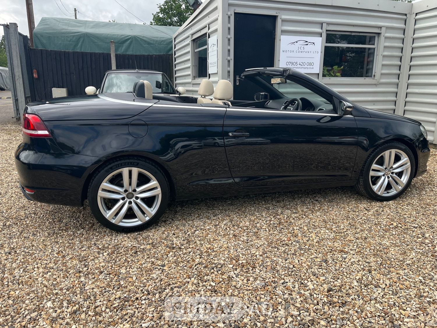 [ berth ]Volkswagen Eos