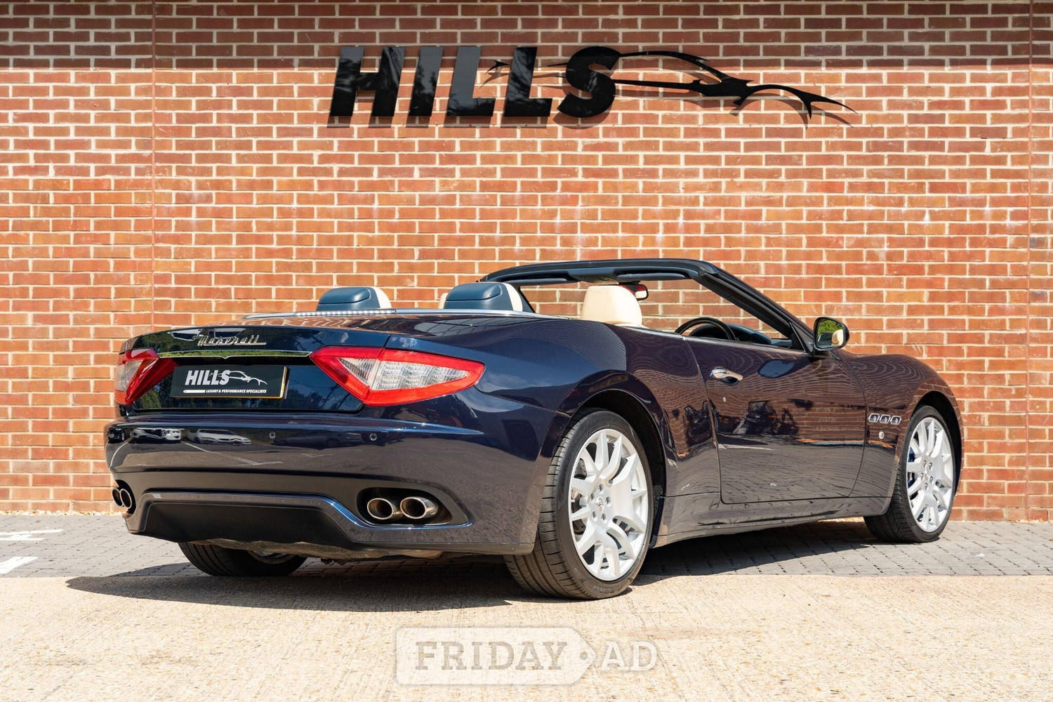 Maserati Grancabrio 2011 - Cars in Lymington