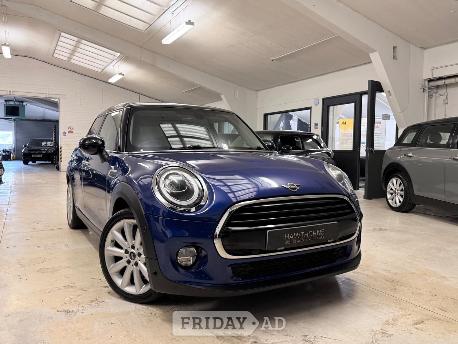 Mini Hatch 2019 in Farnham