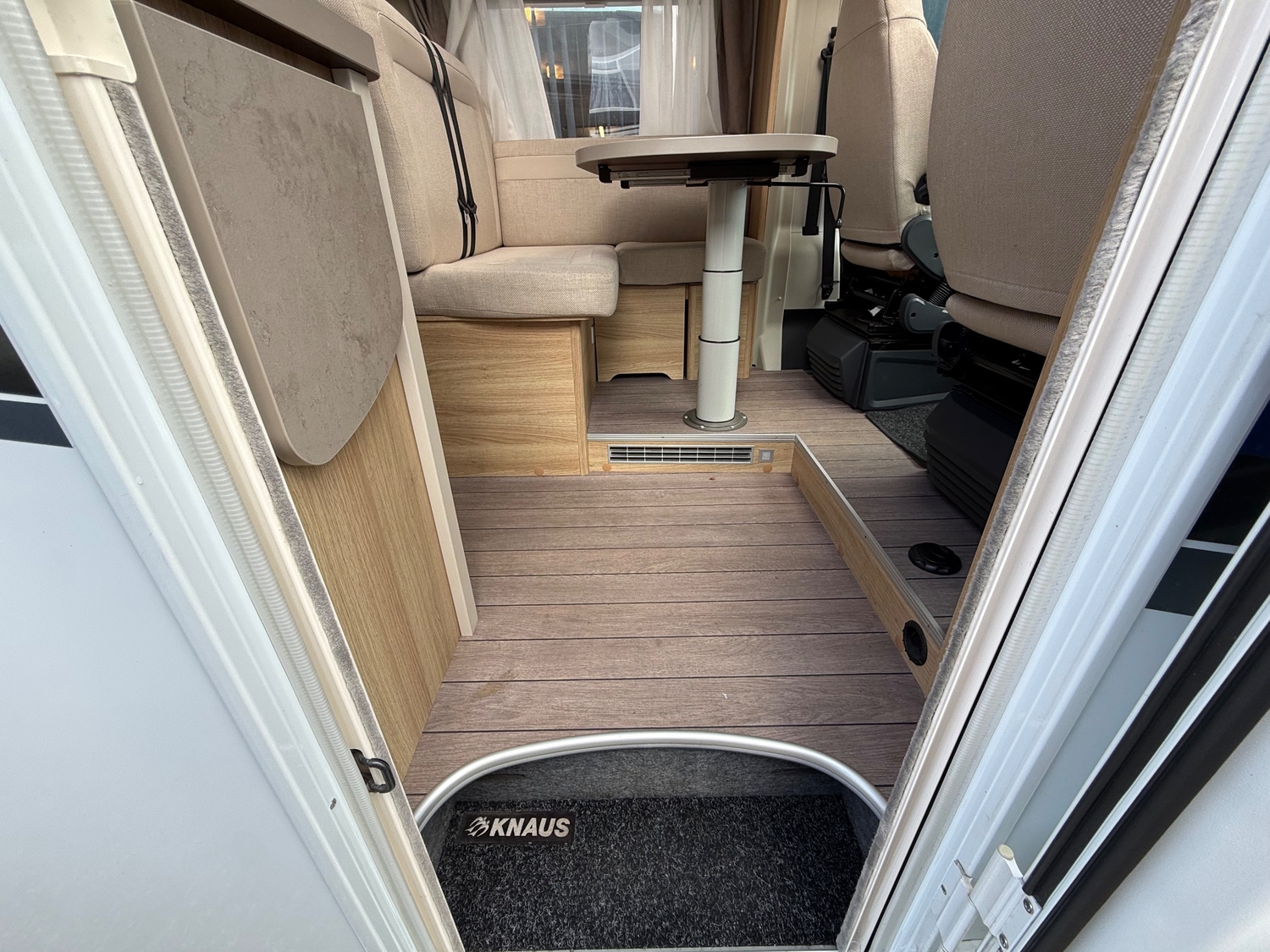 Knaus Sky Ti 650 MG 2018 - Motorhomes & Caravans