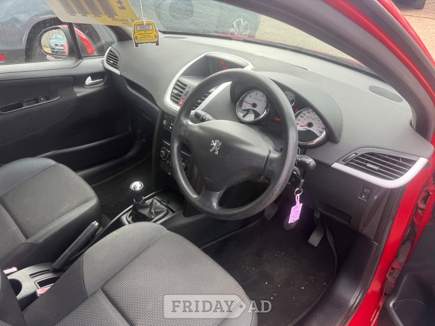 [ berth ]Peugeot 207