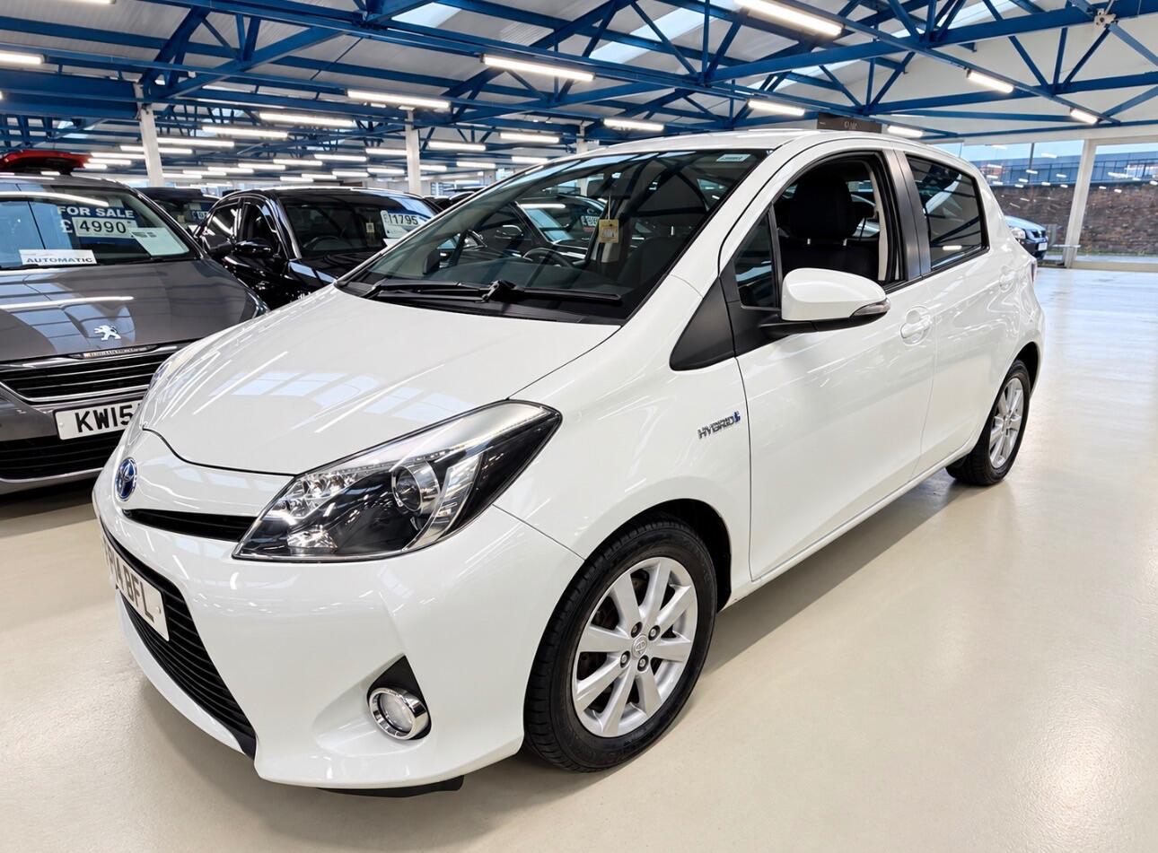 Toyota Yaris 2014 - Cars
