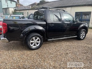 Nissan Navara 2015 - Vans & Commercial Vehicles in Ryde