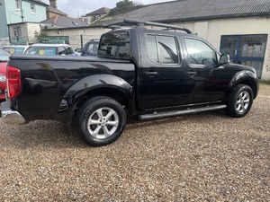 Nissan Navara 2015 - Vans & Commercial Vehicles in Ryde
