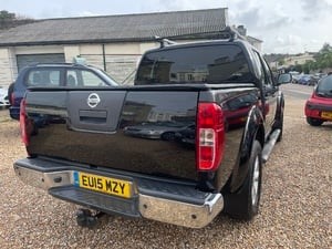 Nissan Navara 2015 - Vans & Commercial Vehicles