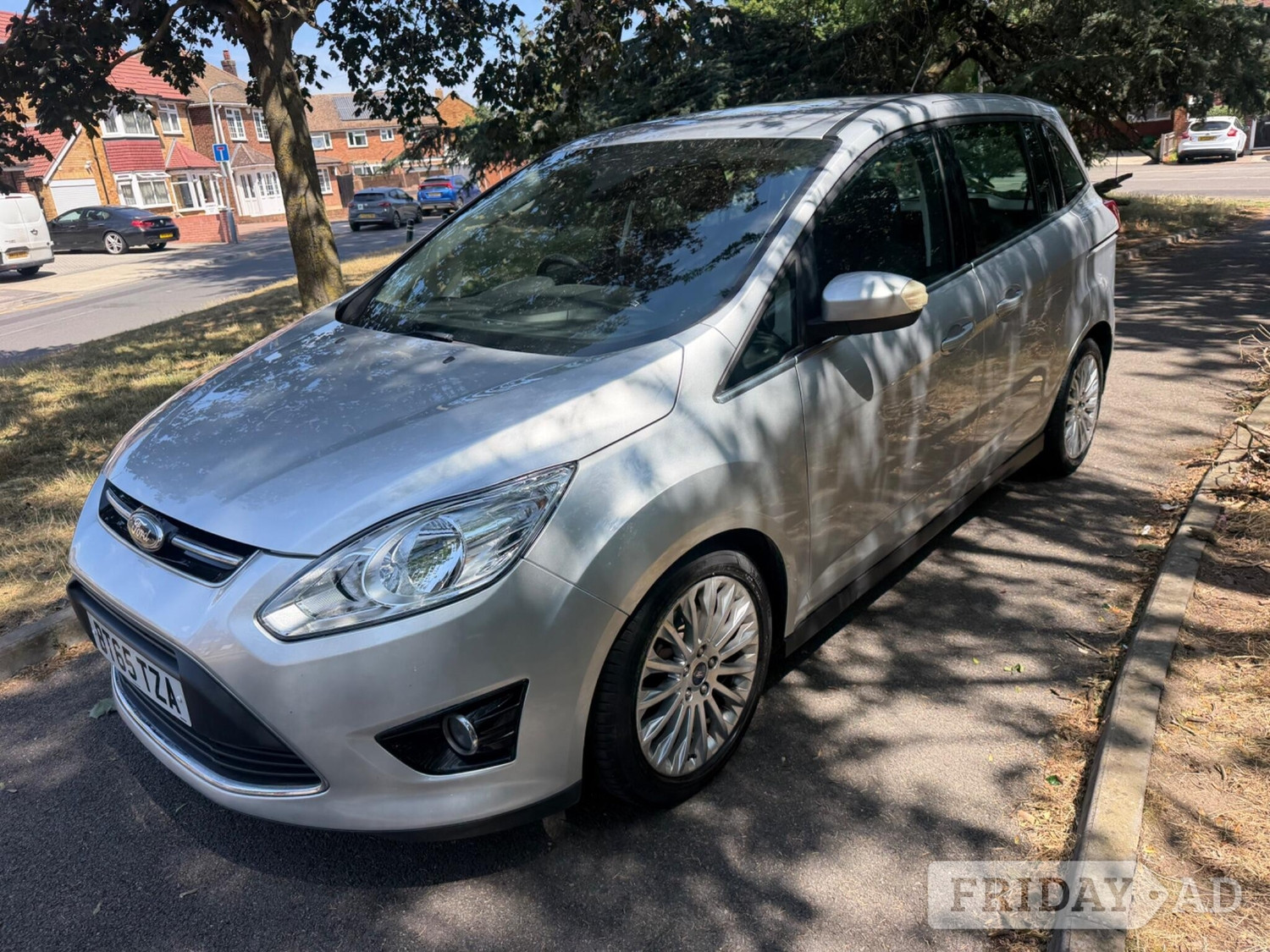 [ berth ]Ford Grand C-MAX
