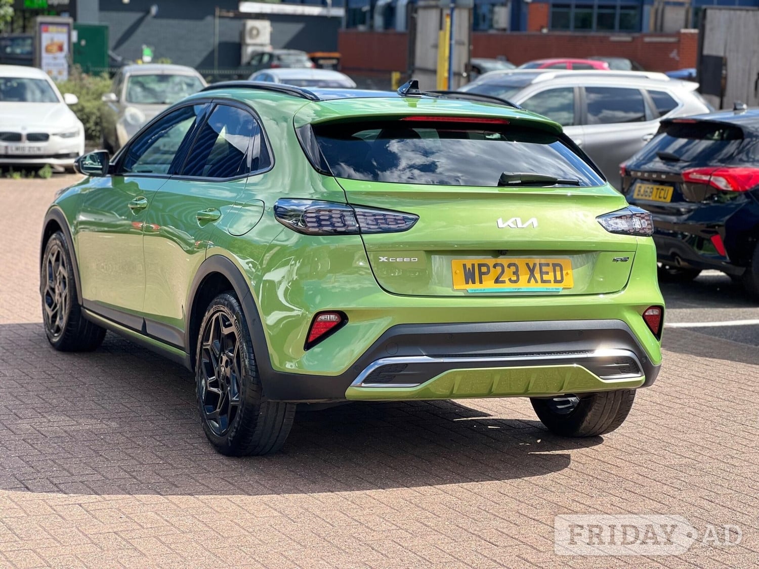 Kia XCeed 2023 - Cars