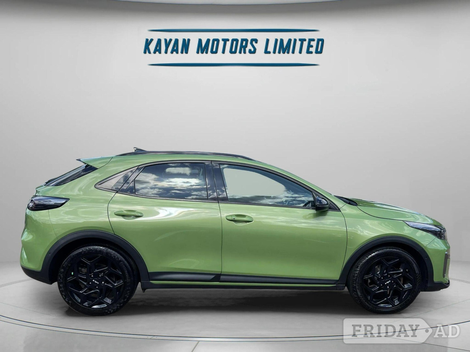 Kia XCeed 2023 - Cars