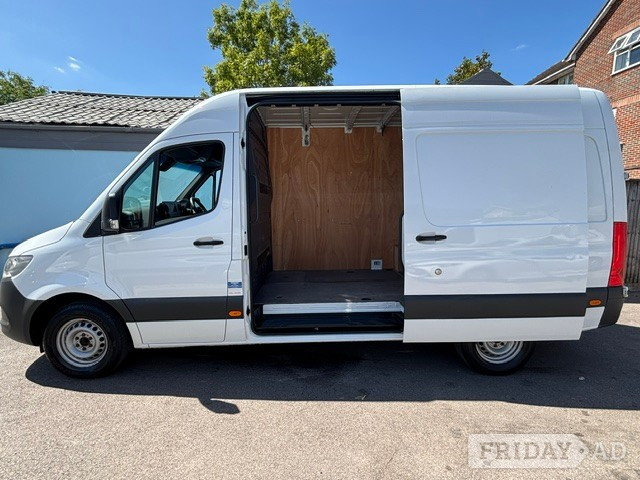 Mercedes-Benz Sprinter 2021 - Vans & Commercial Vehicles in Southampton