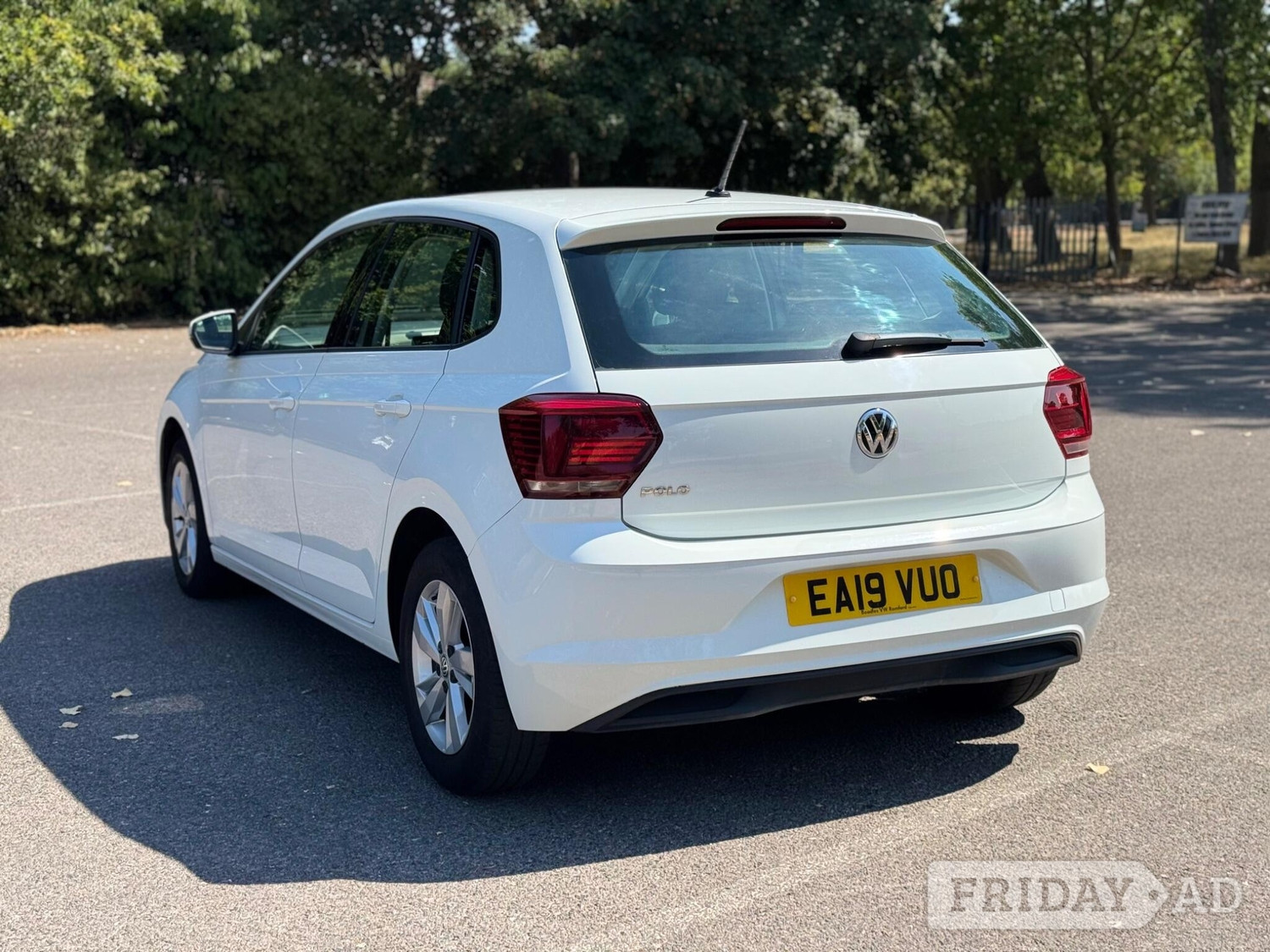 Volkswagen Polo 2019 - Cars in Romford