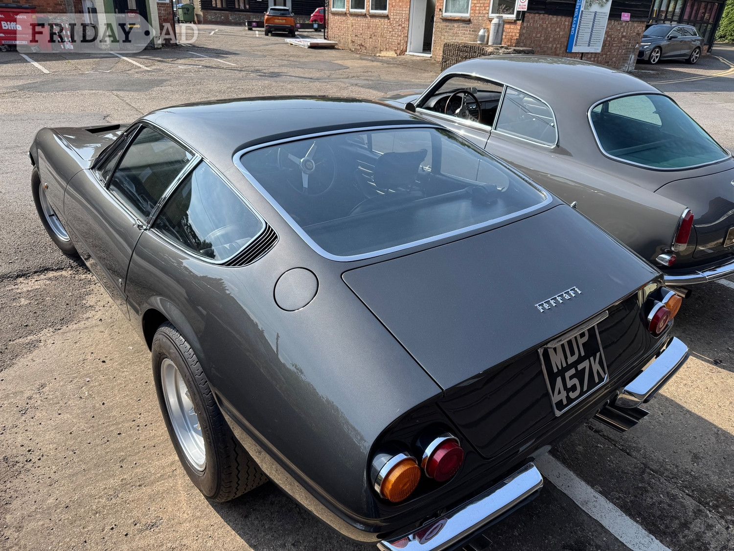 [ berth ]Ferrari 365GTB/4 Daytona