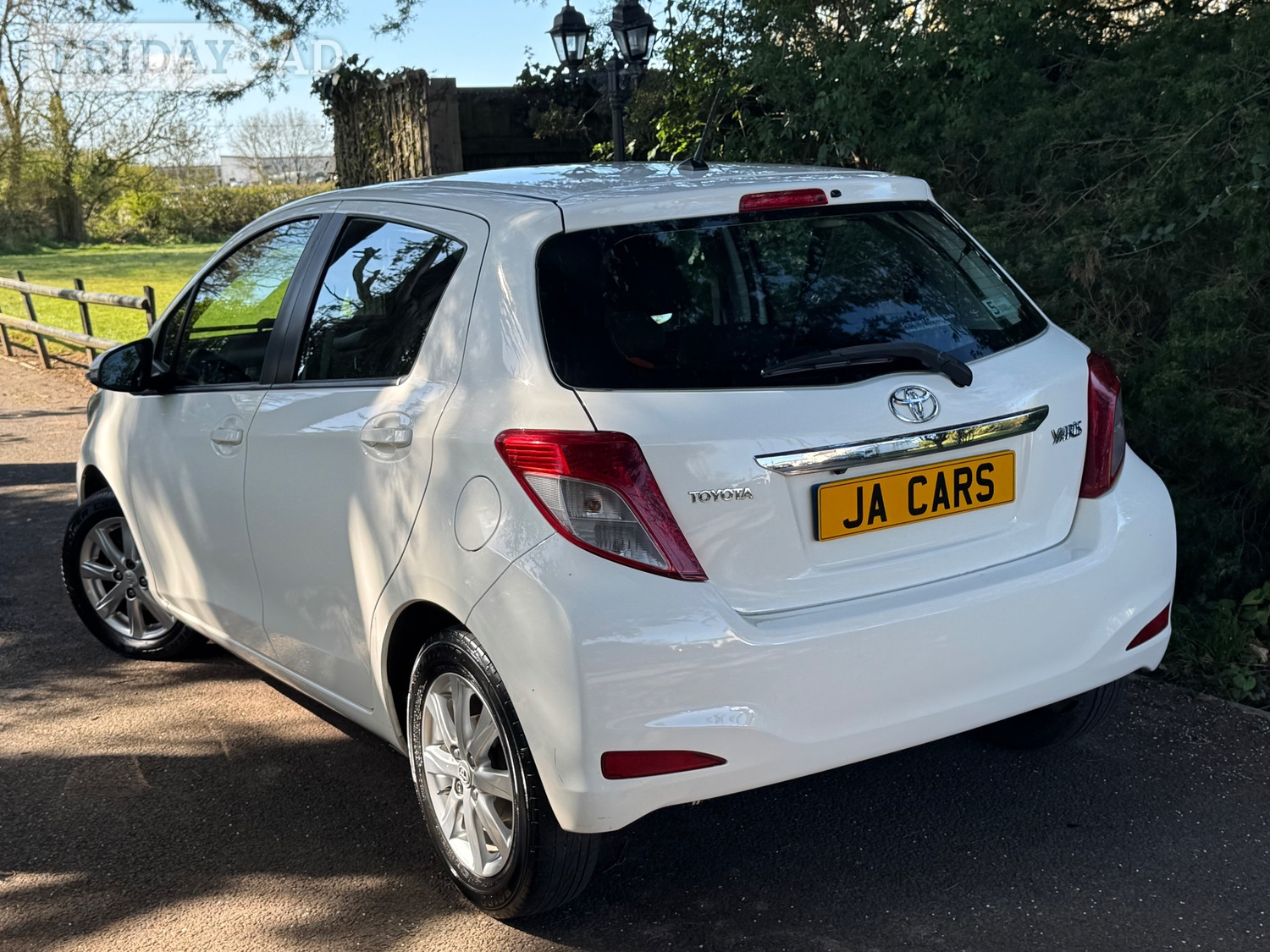 Toyota Yaris 2012 - Cars in Exeter