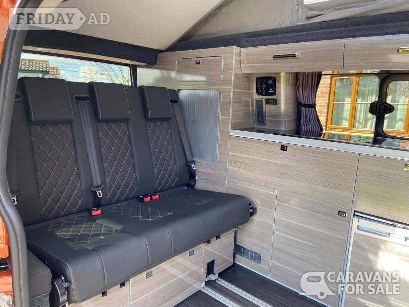 [ berth ]Wellhouse Leisure Ford Transit Custom