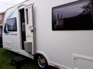 Lunar Quasar 544 Deeping St. James