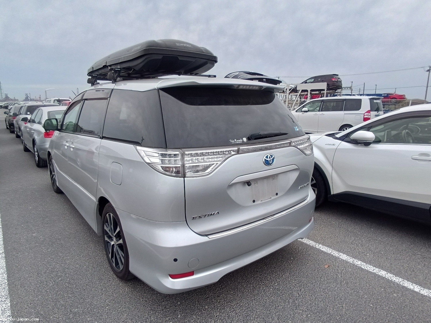 Toyota Estima 2013 - Cars in March