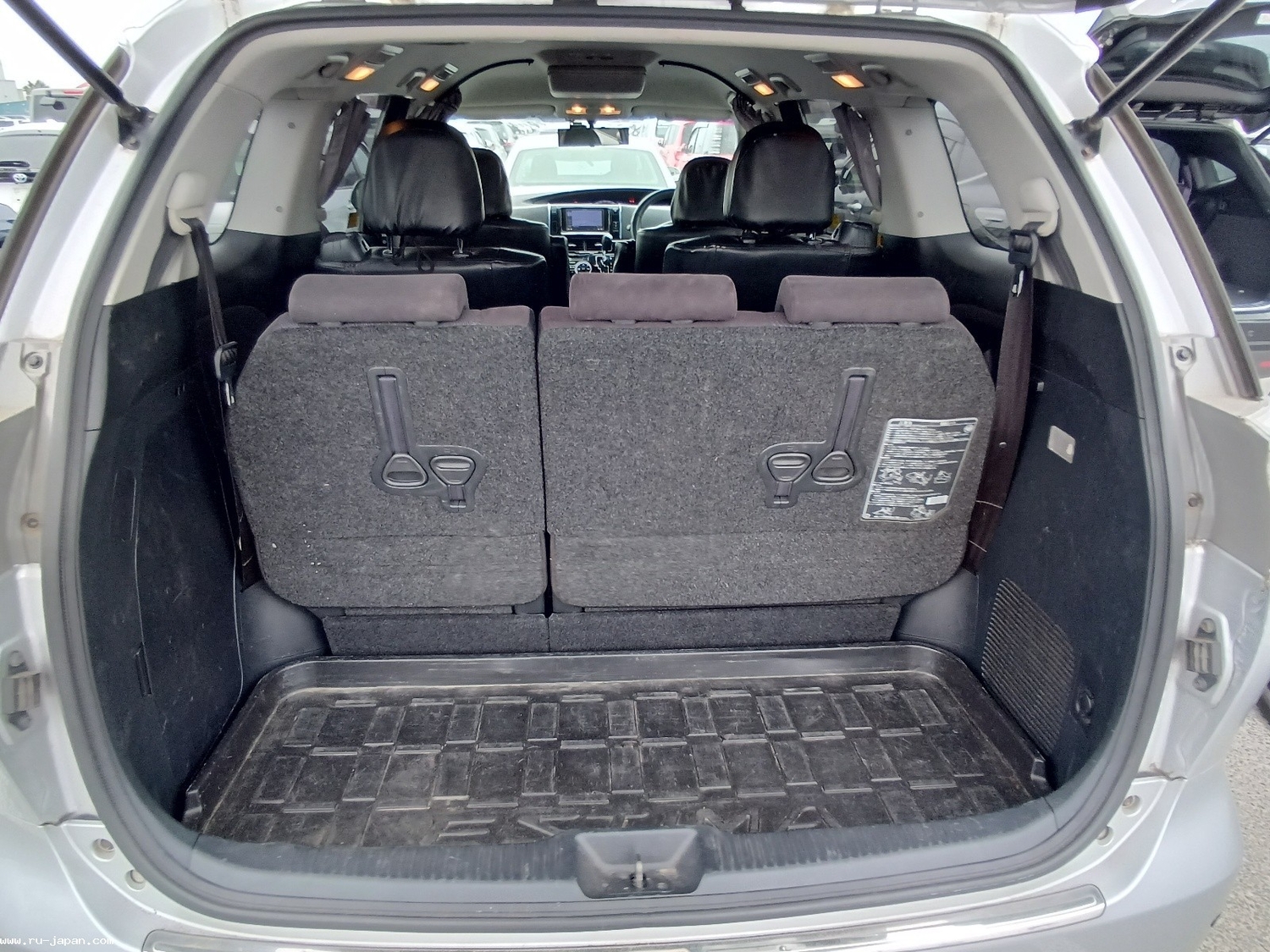 Toyota Estima 2013 - Cars