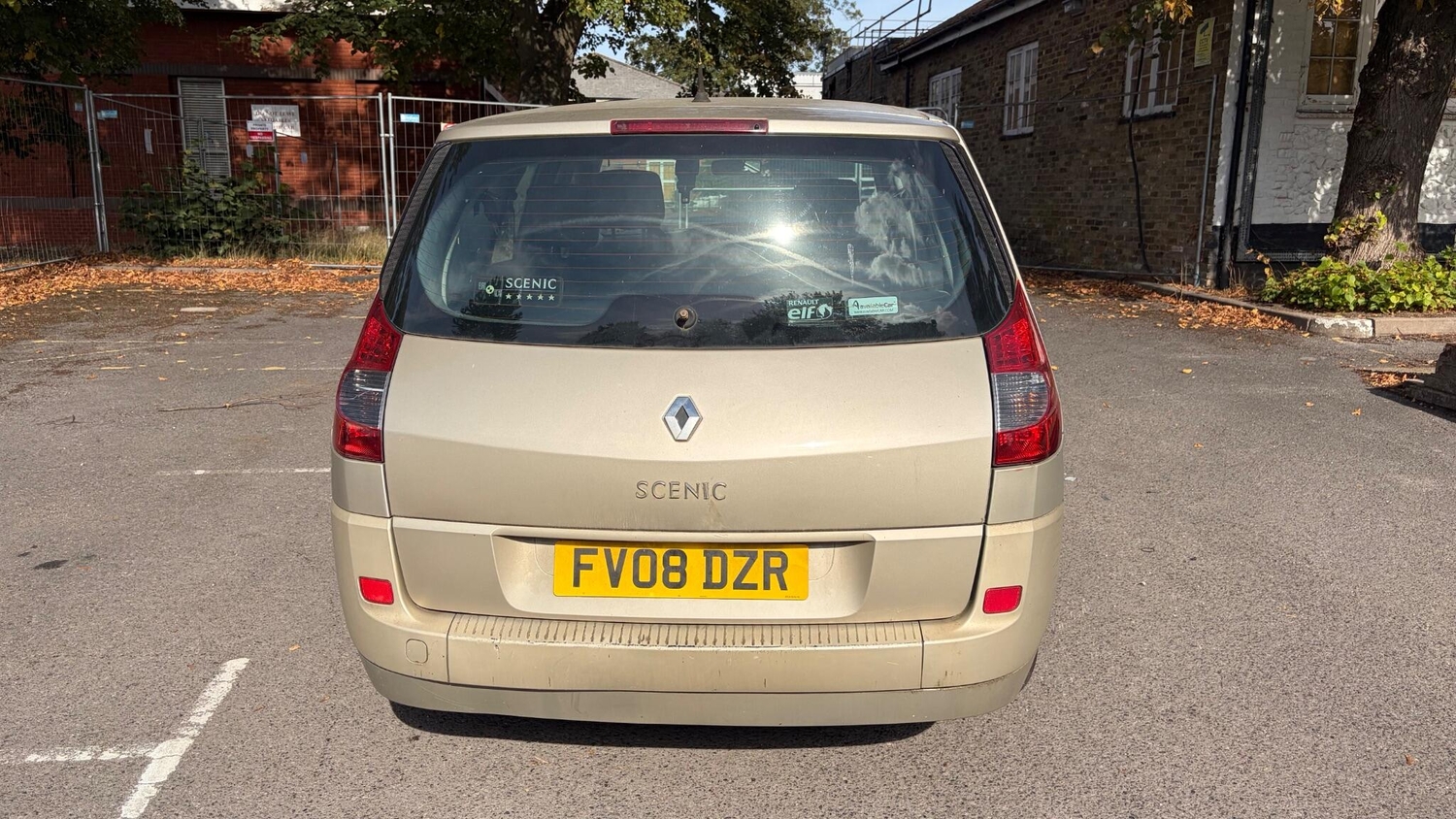 [ berth ]Renault Grand Scenic