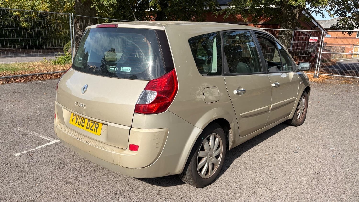 Renault Grand Scenic 2008 - Cars