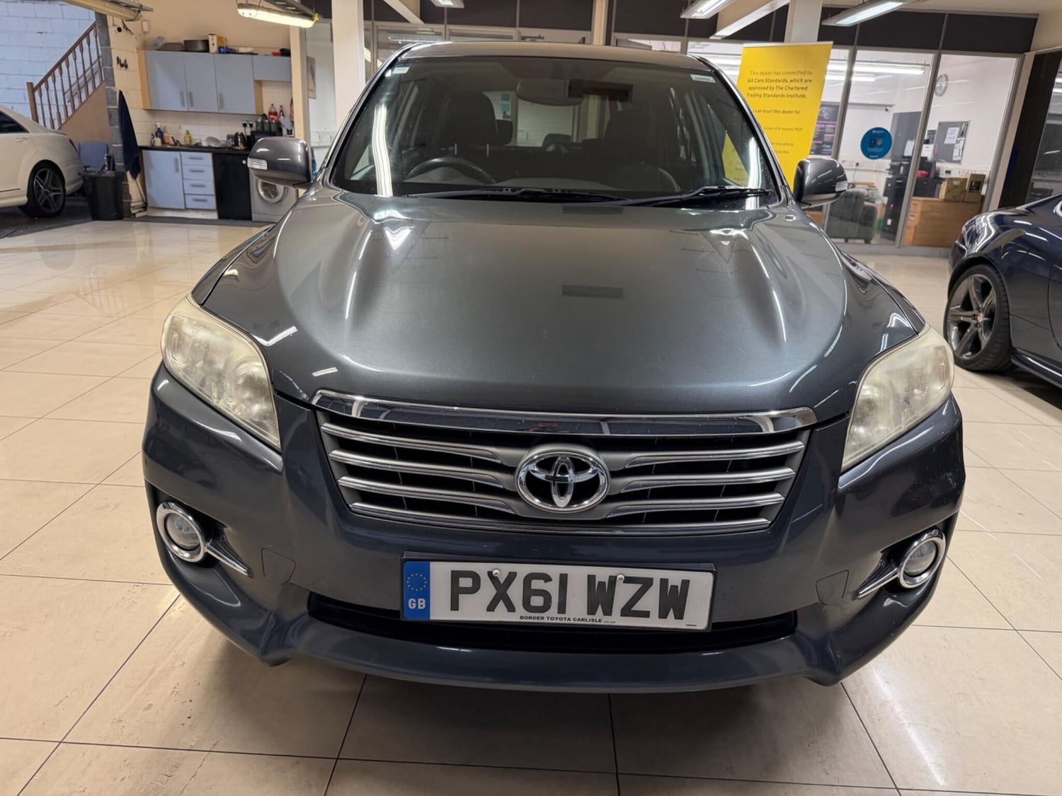 [ berth ]Toyota RAV4