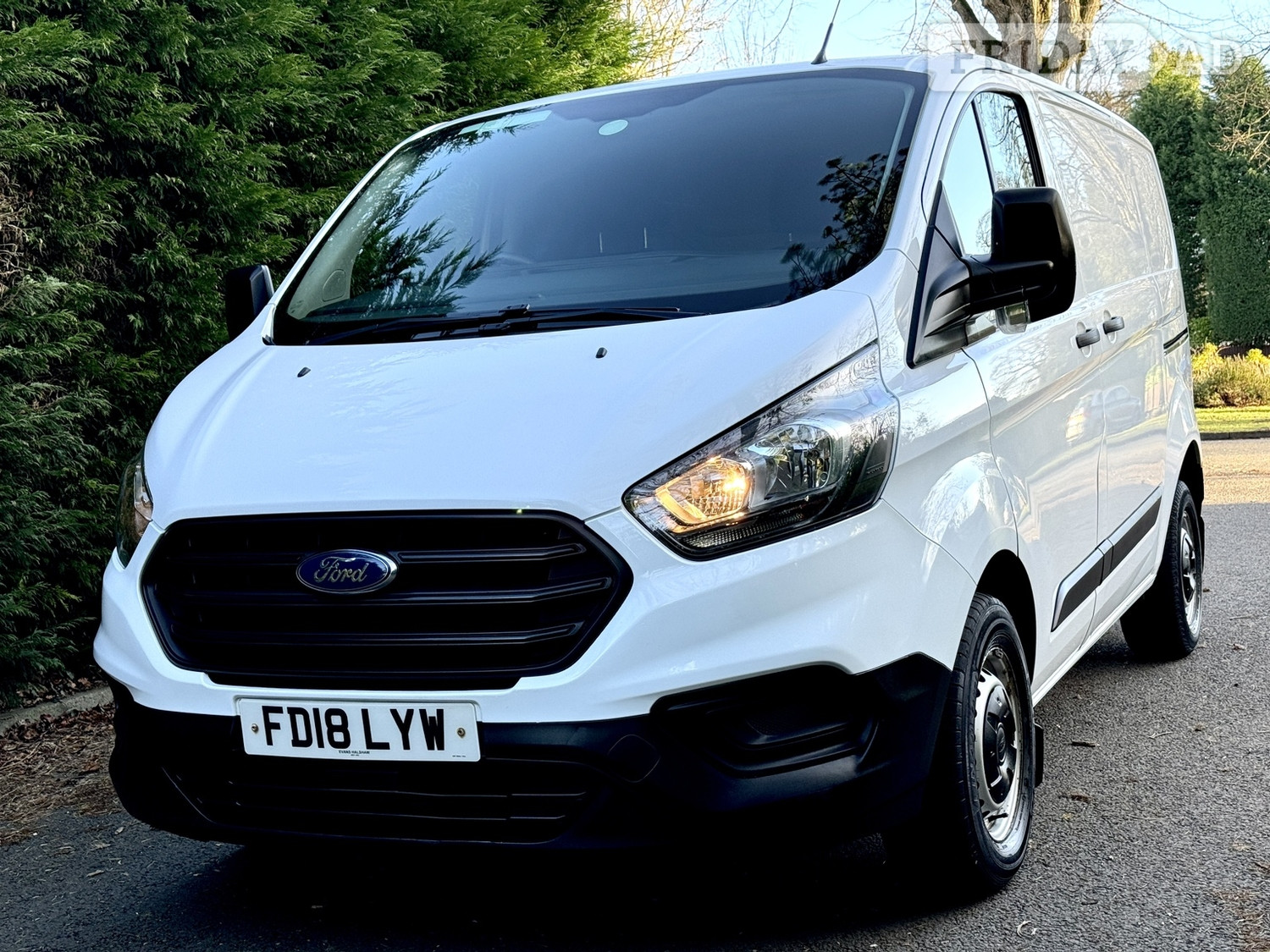 Ford Transit Custom 2018 - Vans & Commercial Vehicles