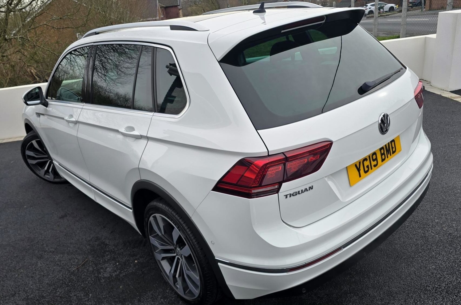 Volkswagen Tiguan 2019 - Cars