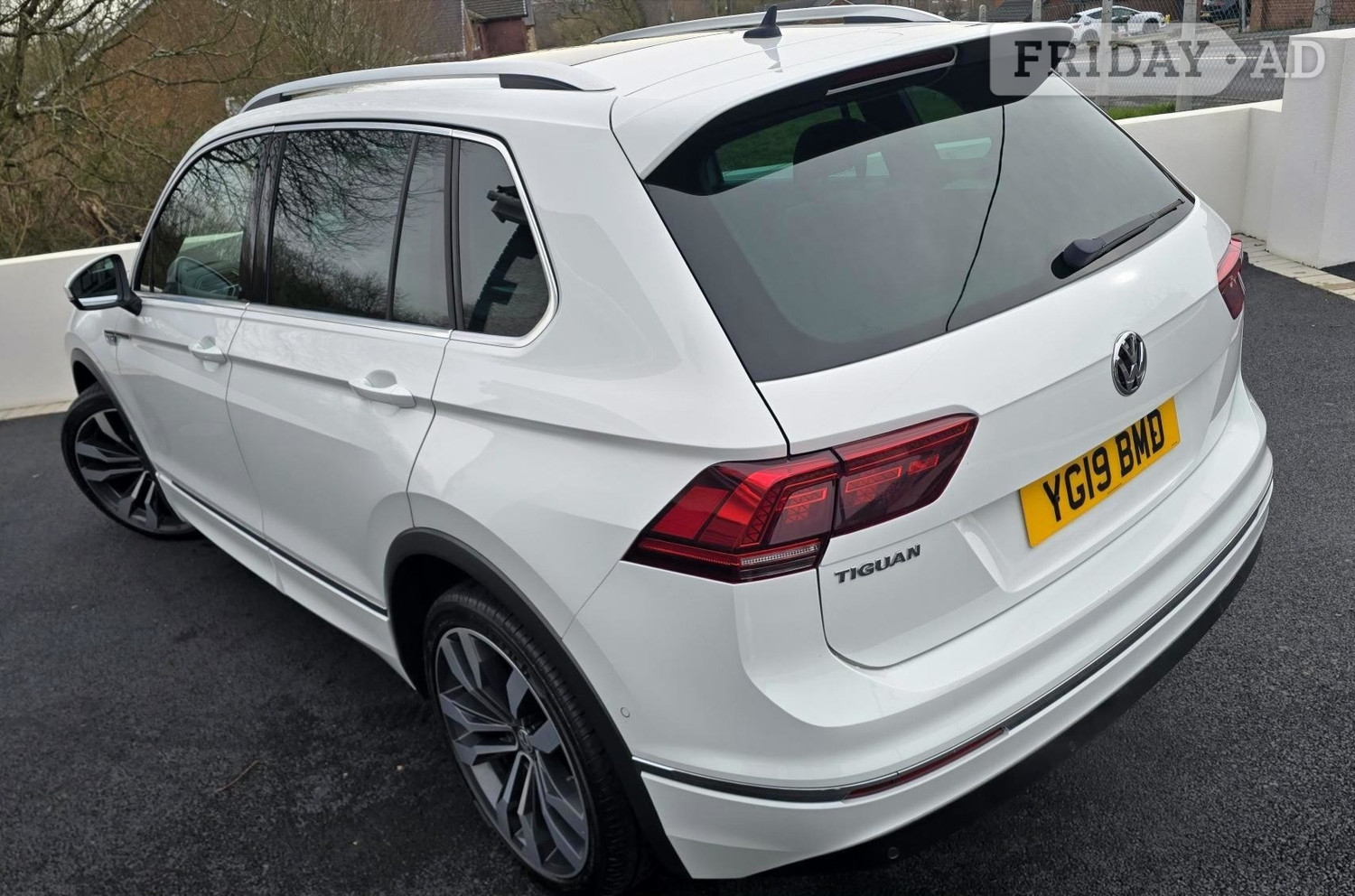 Volkswagen Tiguan 2019 - Cars