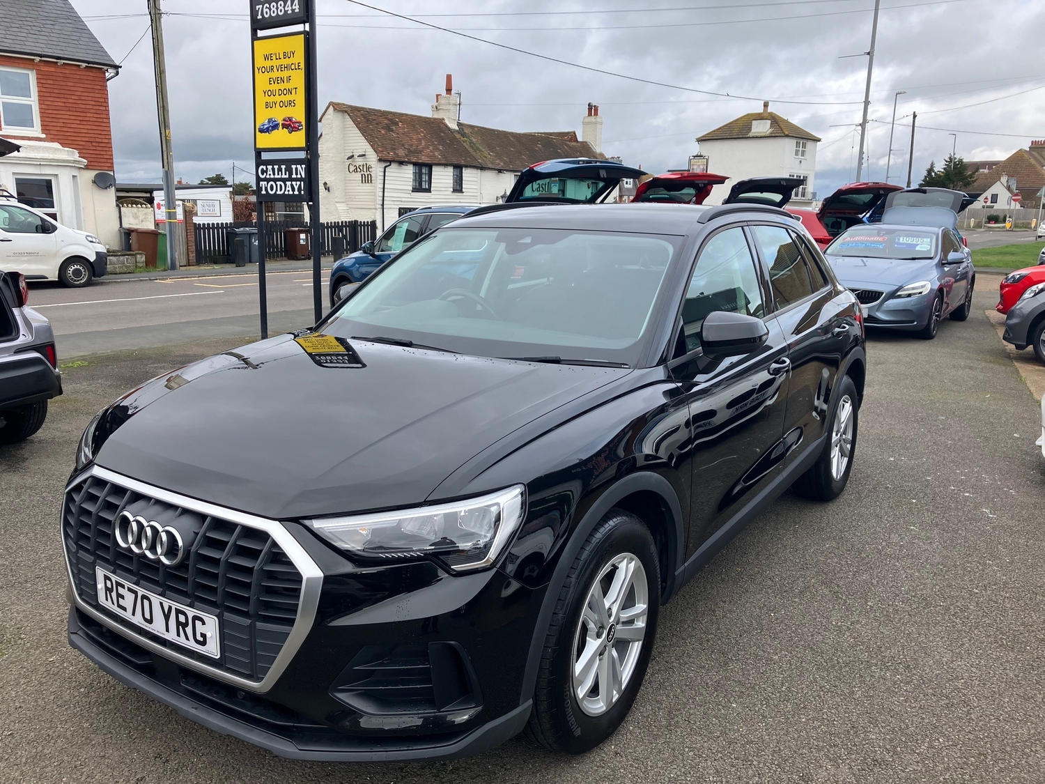 Audi Q3 2021 - Cars