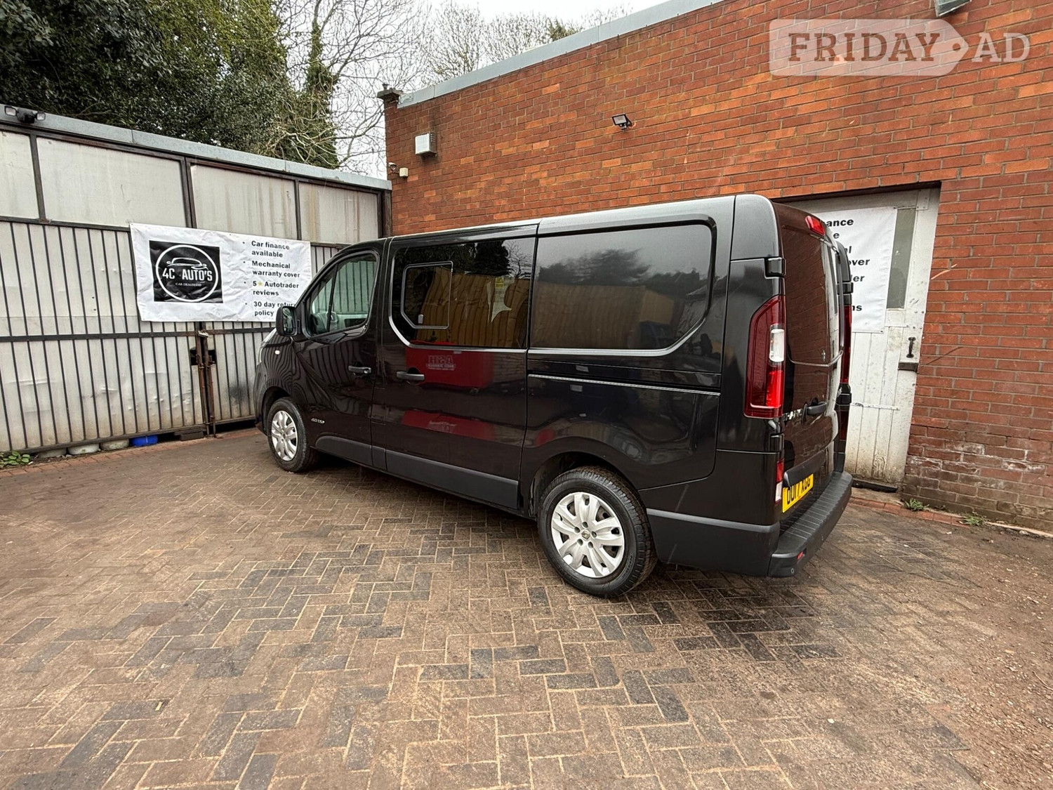 [ berth ]Renault Trafic