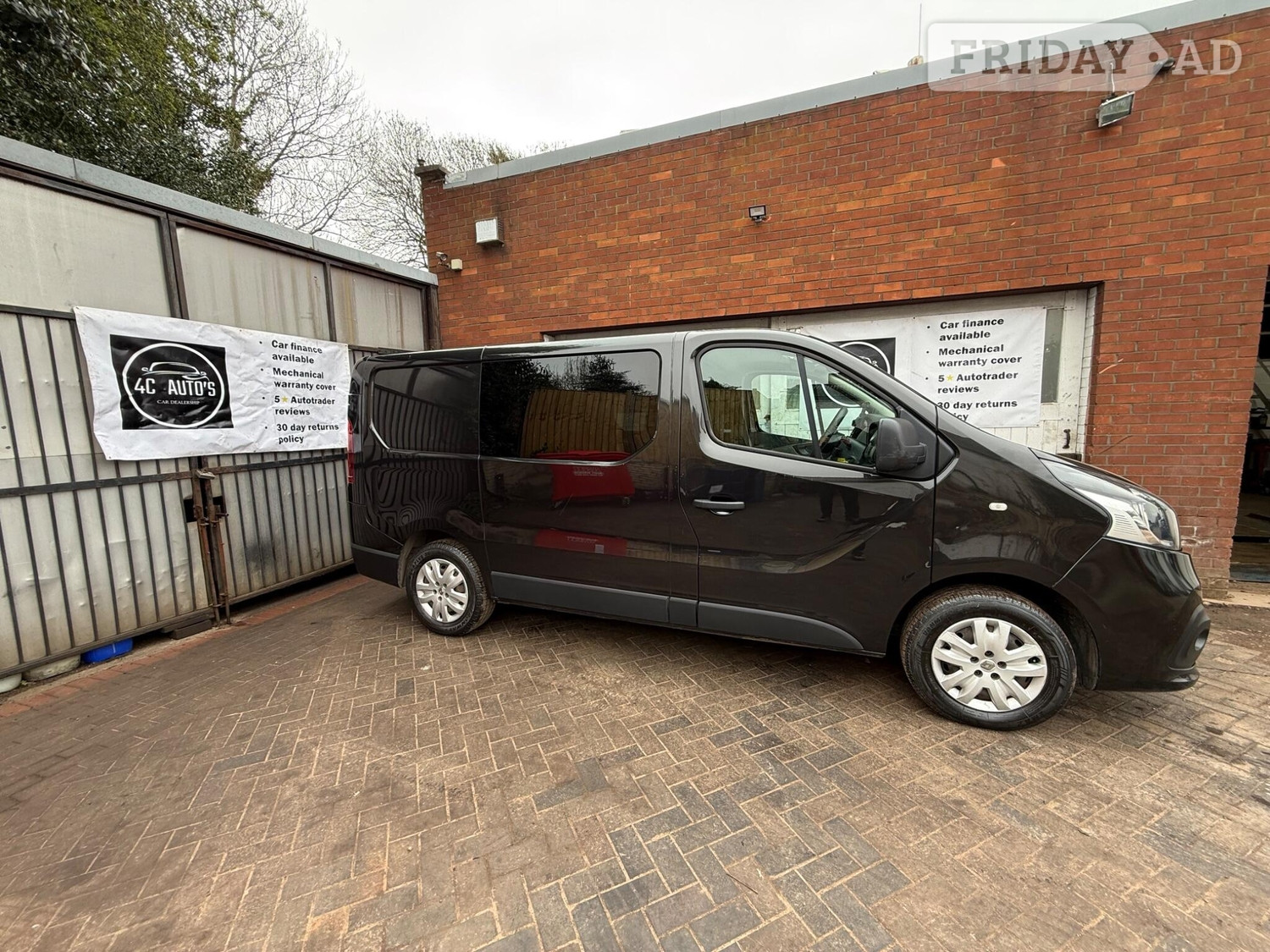 Renault Trafic 2017 - Vans & Commercial Vehicles in Coventry