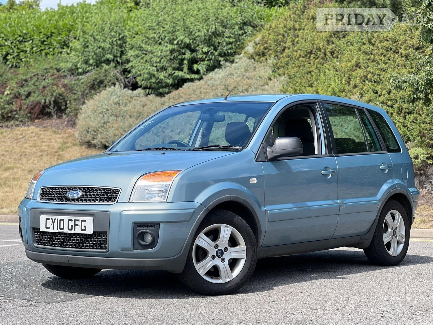 [ berth ]Ford Fusion