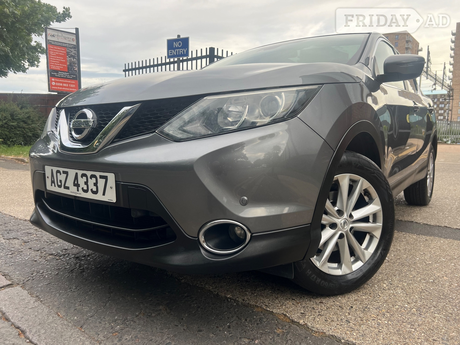 Nissan Qashqai 2016 in Harrow
