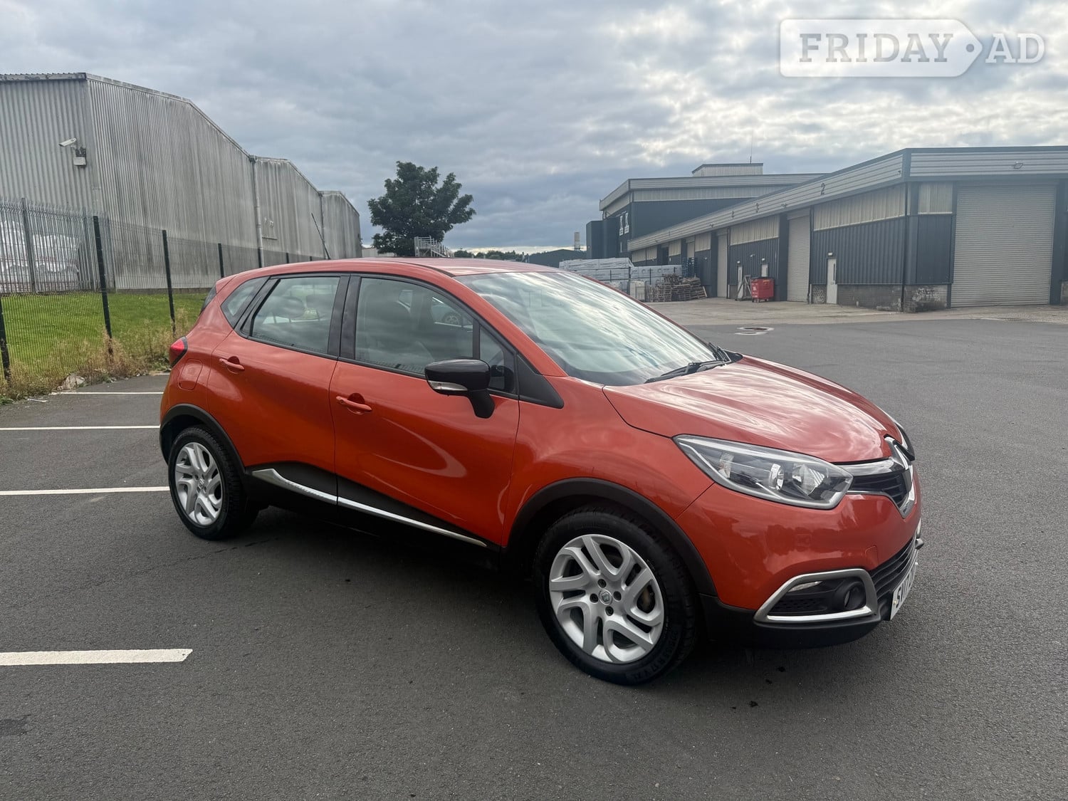 [ berth ]Renault Captur