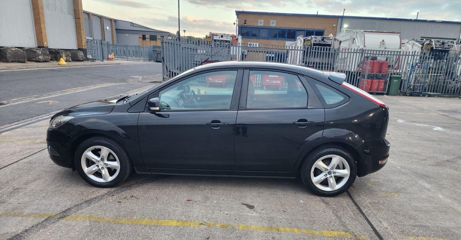 Ford Focus 2009 - Cars