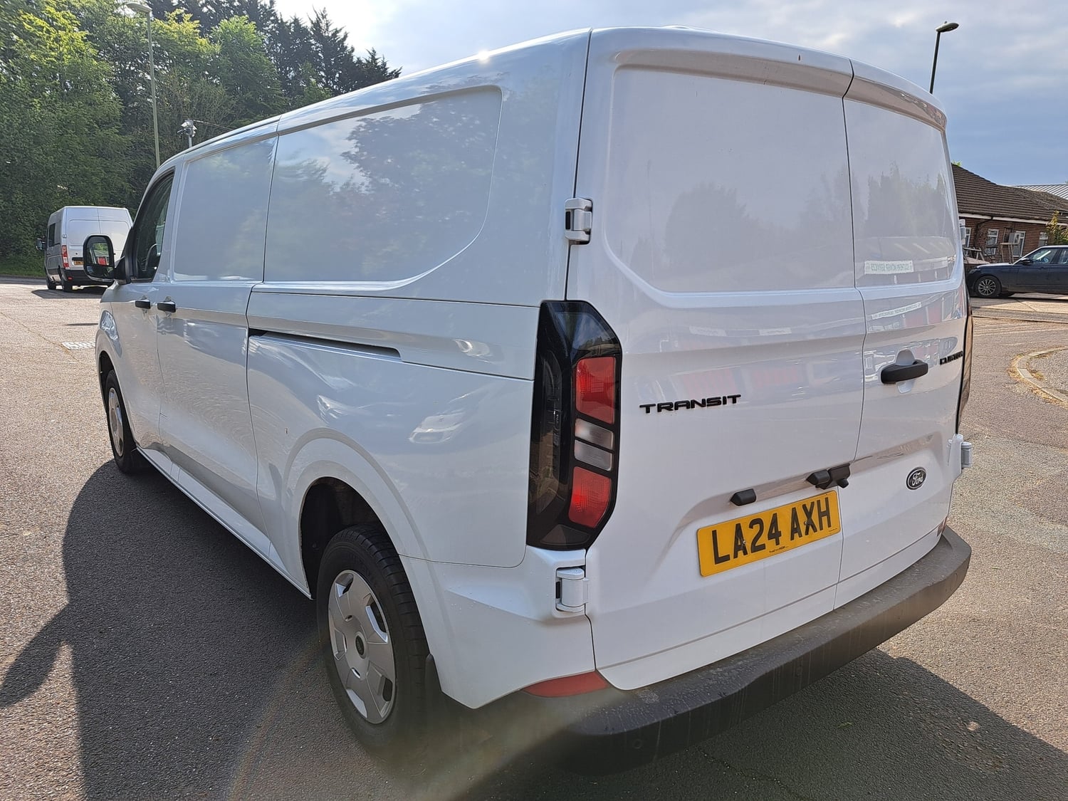 Ford Transit Custom 2024 - Vans & Commercial Vehicles