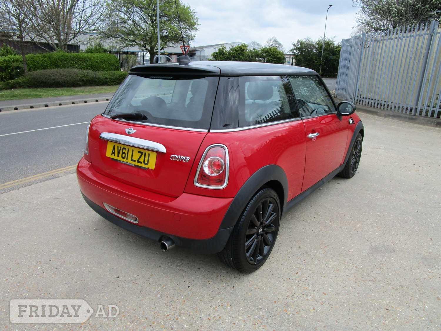 [ berth ]Mini Hatch