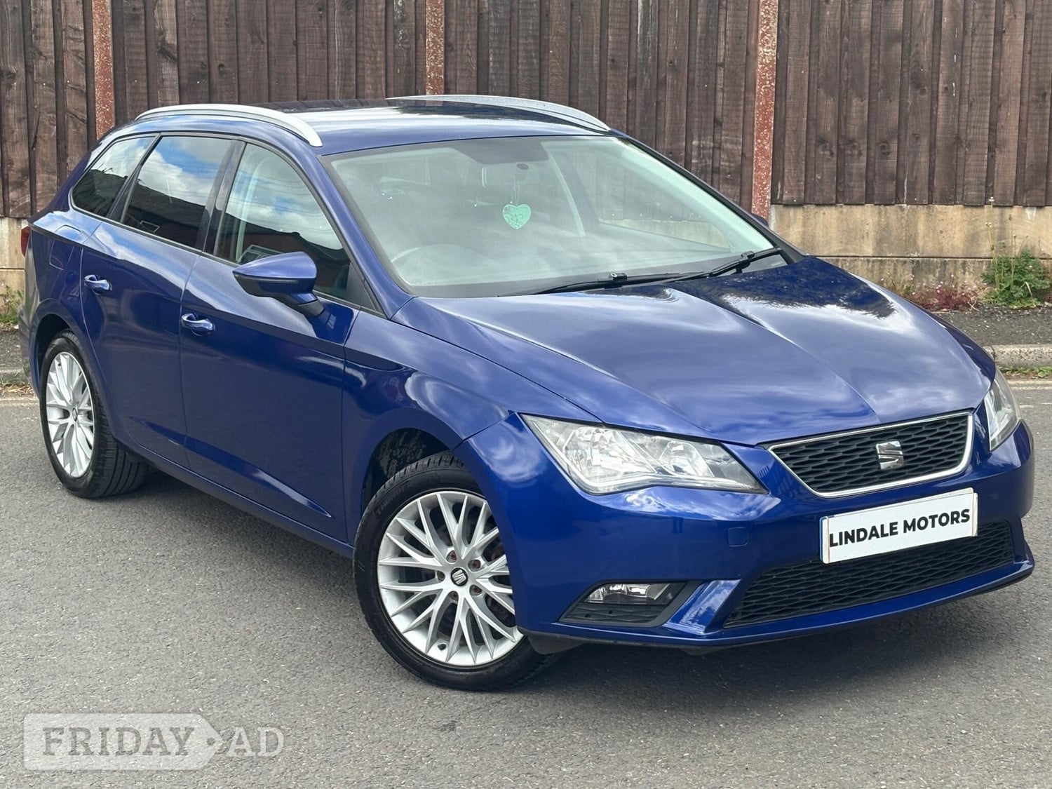 SEAT Leon 2017 in Oldham