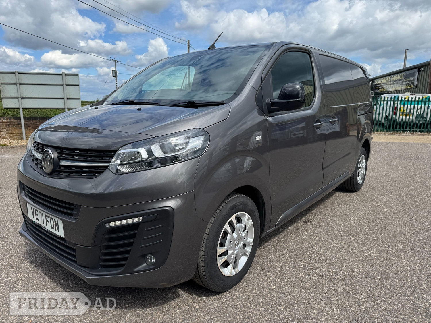 Vauxhall Vivaro 2021 in Faversham