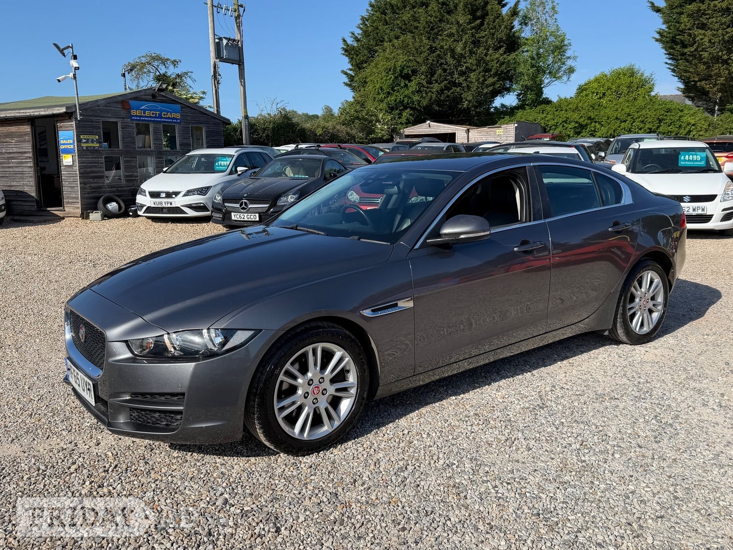 Jaguar XE 2015 - Cars
