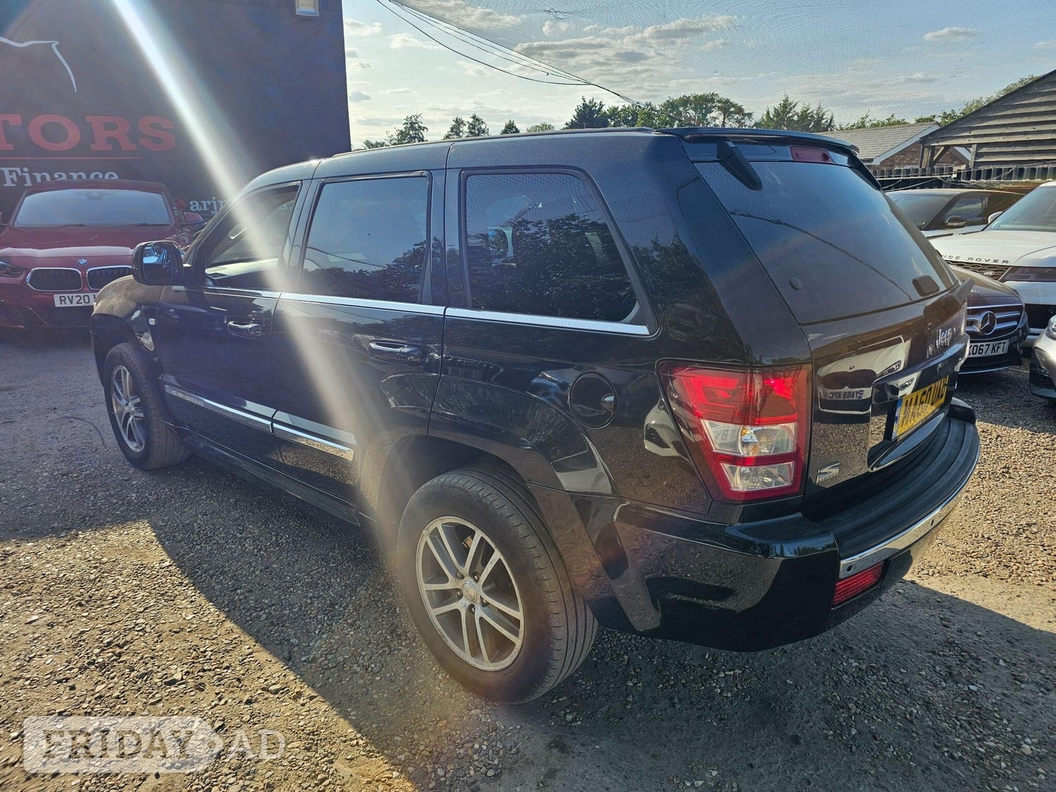Jeep Grand Cherokee 2010 - Cars in Addlestone