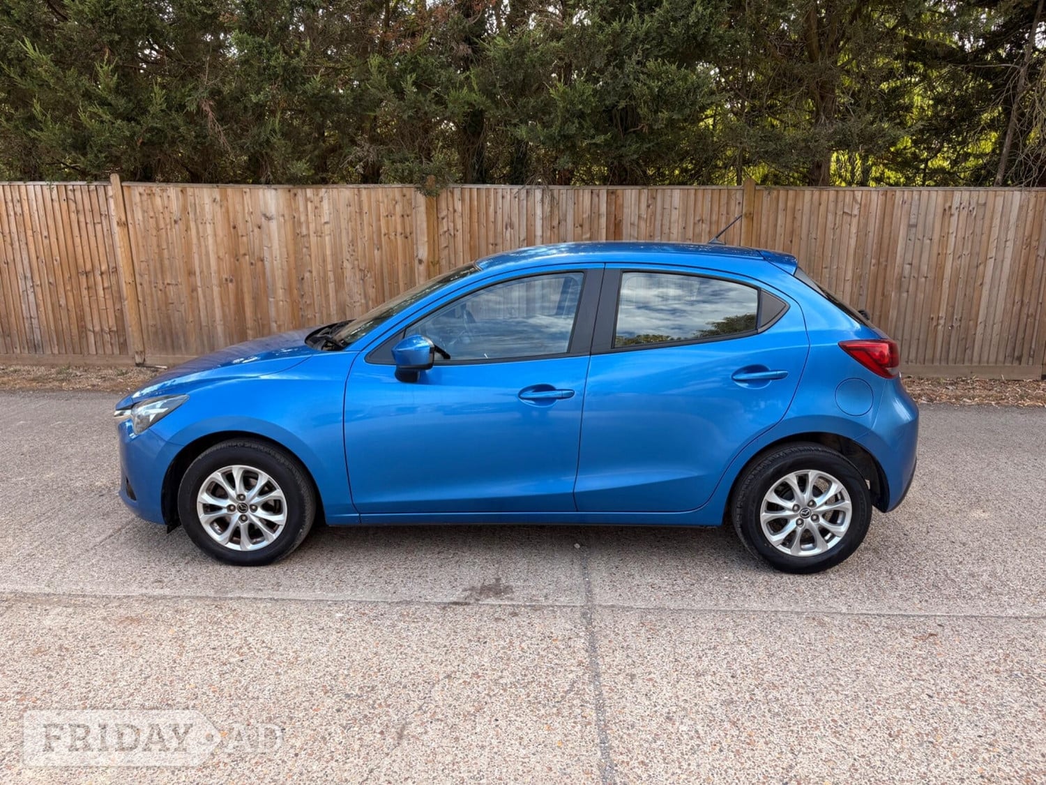 [ berth ]Mazda Mazda2