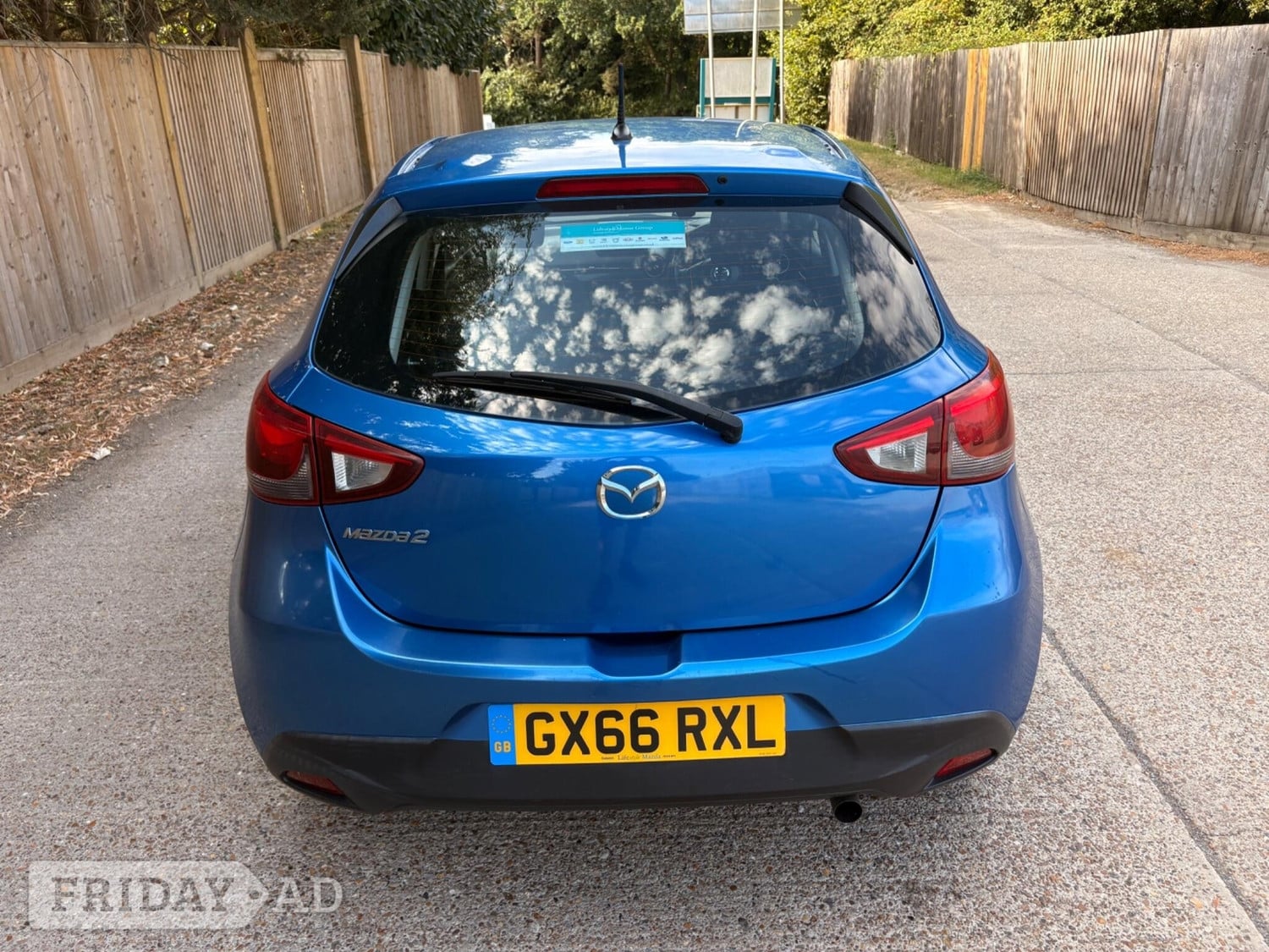 Mazda Mazda2 2016 - Cars