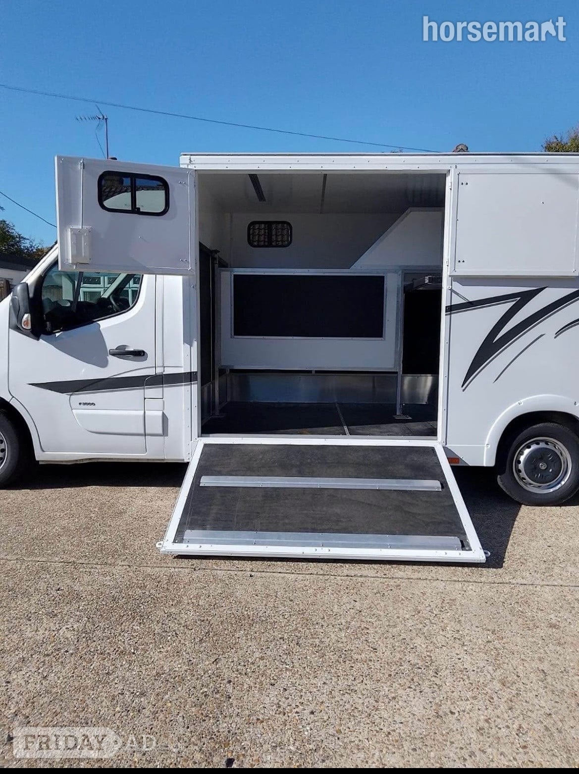 Unknown  Vauxhall Horsebox - Trailers & Horseboxes
