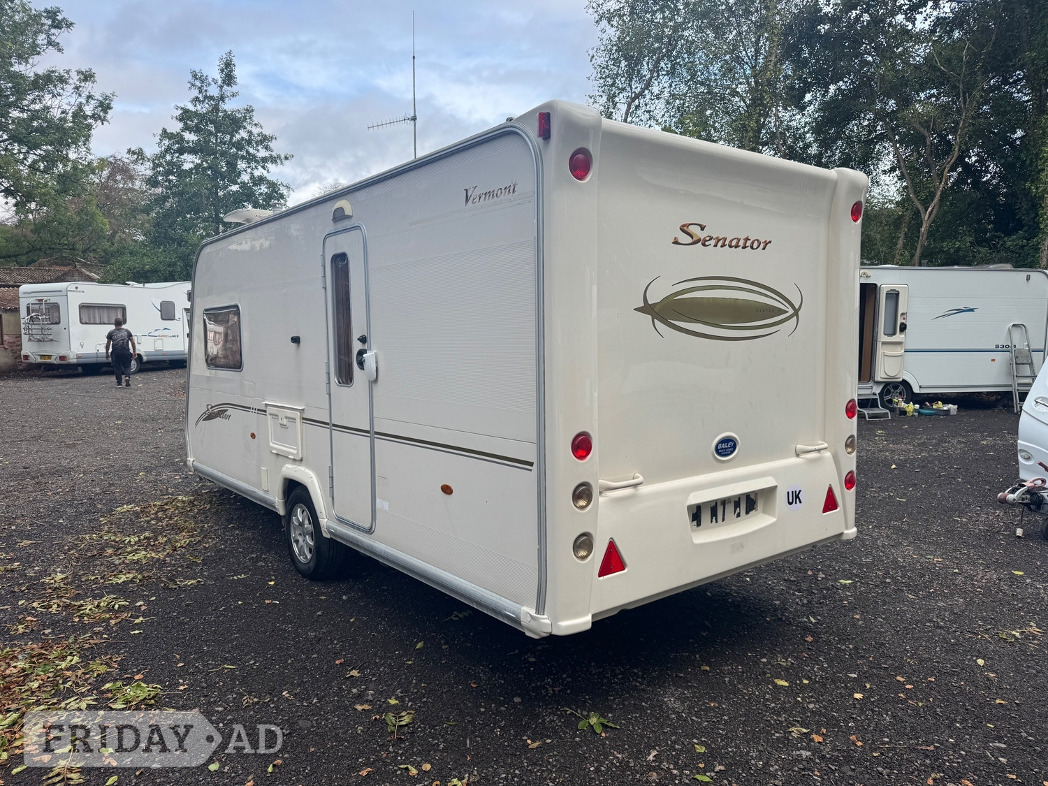 [ berth ]Bailey Senator Series 5