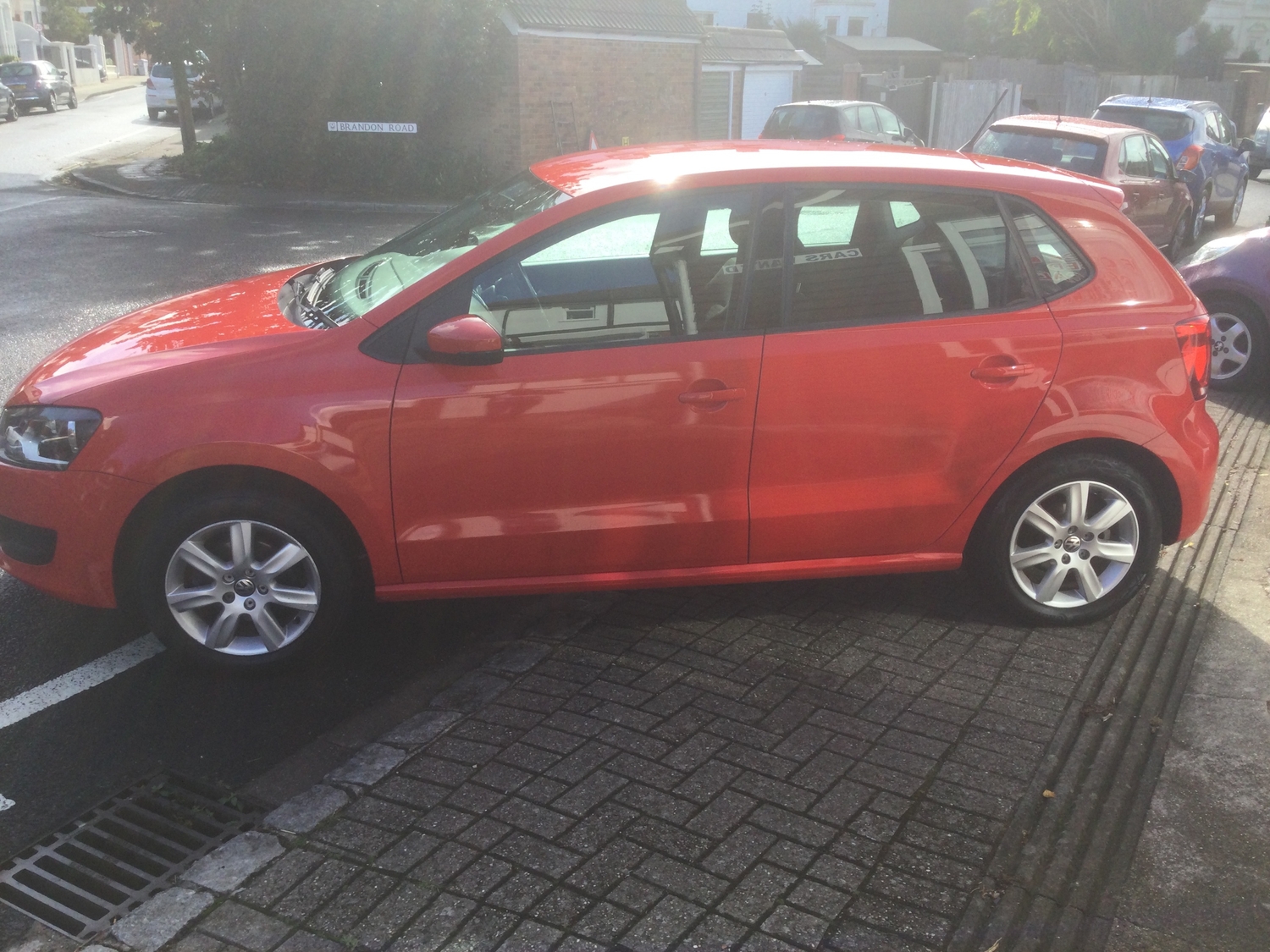 Volkswagen Polo 2010 - Cars