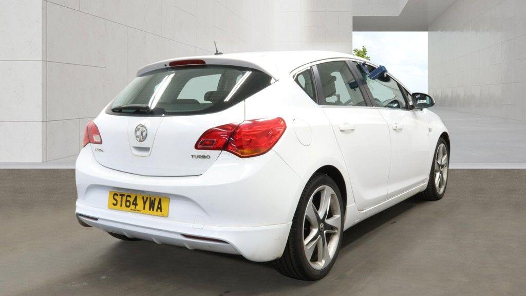 Vauxhall Astra 2015 - Cars in Winchester