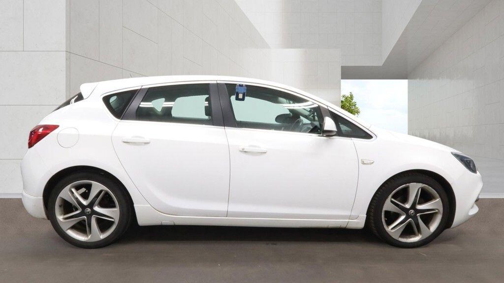 Vauxhall Astra 2015 - Cars