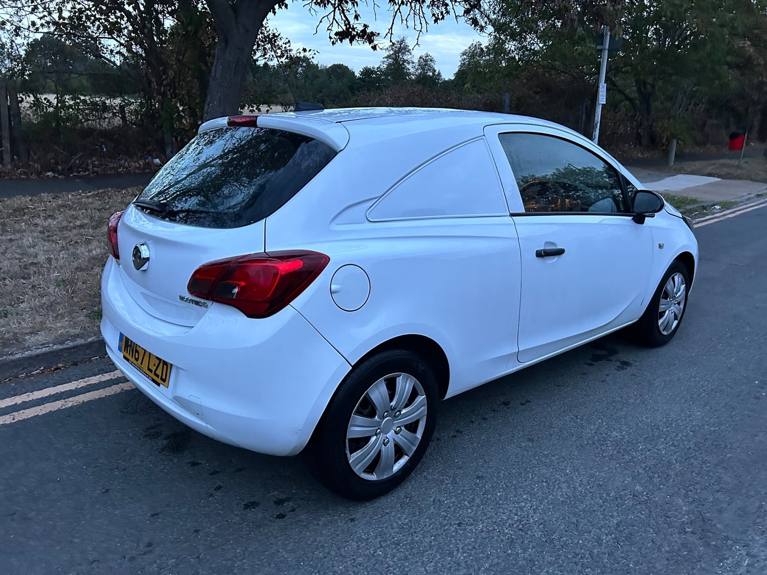 Vauxhall Corsa Van 2017 - Cars