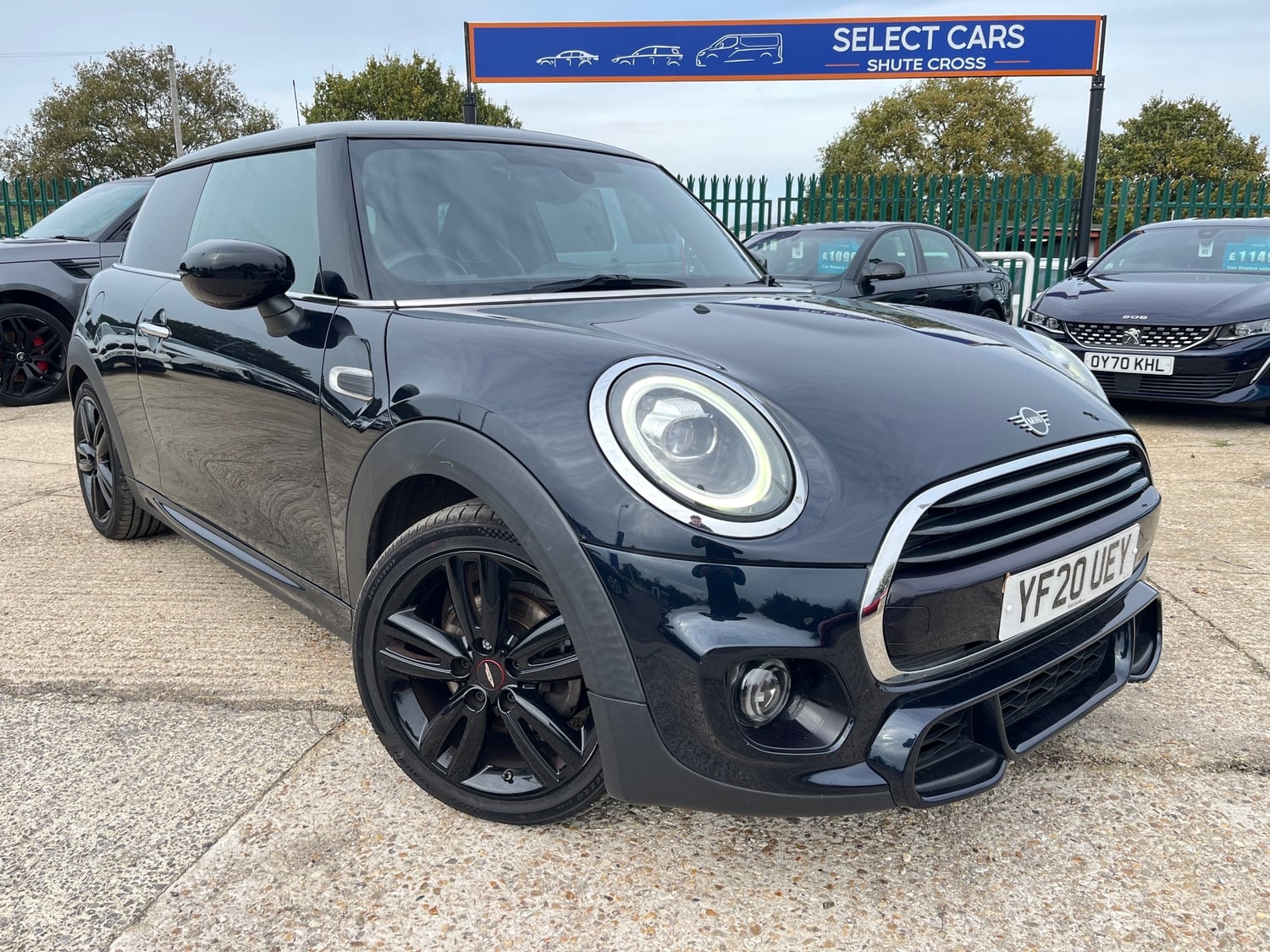 Mini Hatch Axminster