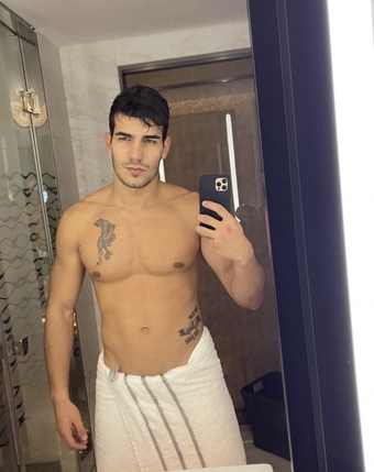 DOMINIC_WRESTLER