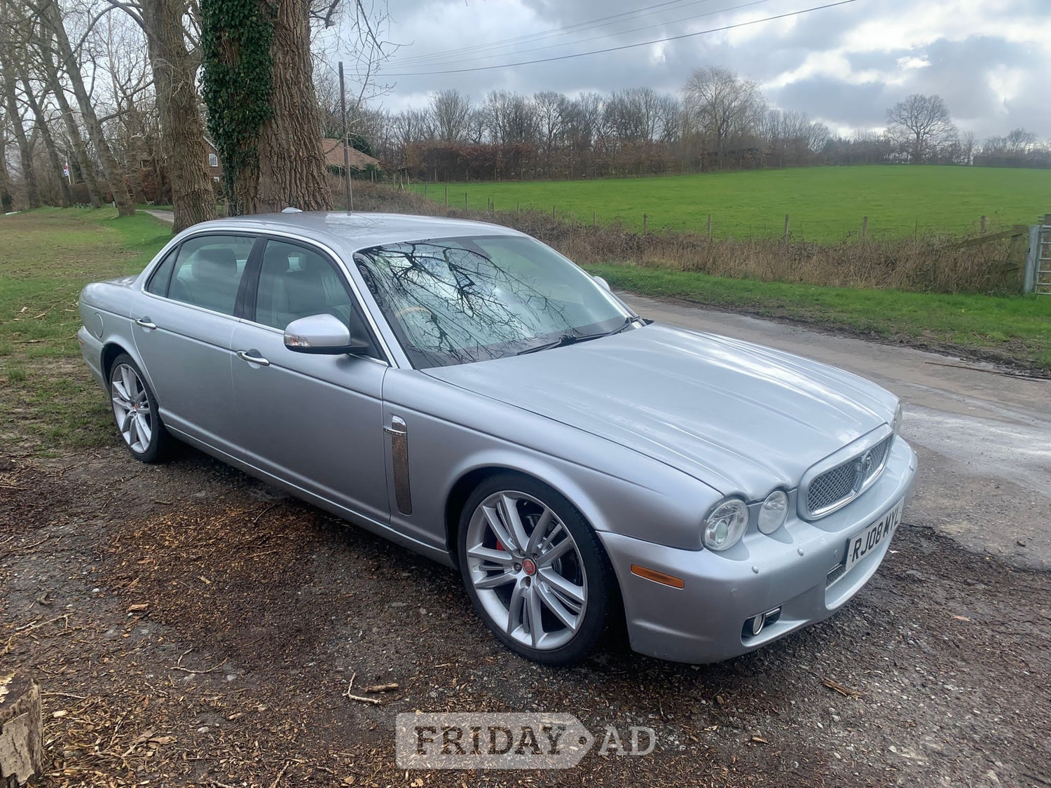 [ berth ]Jaguar XJ